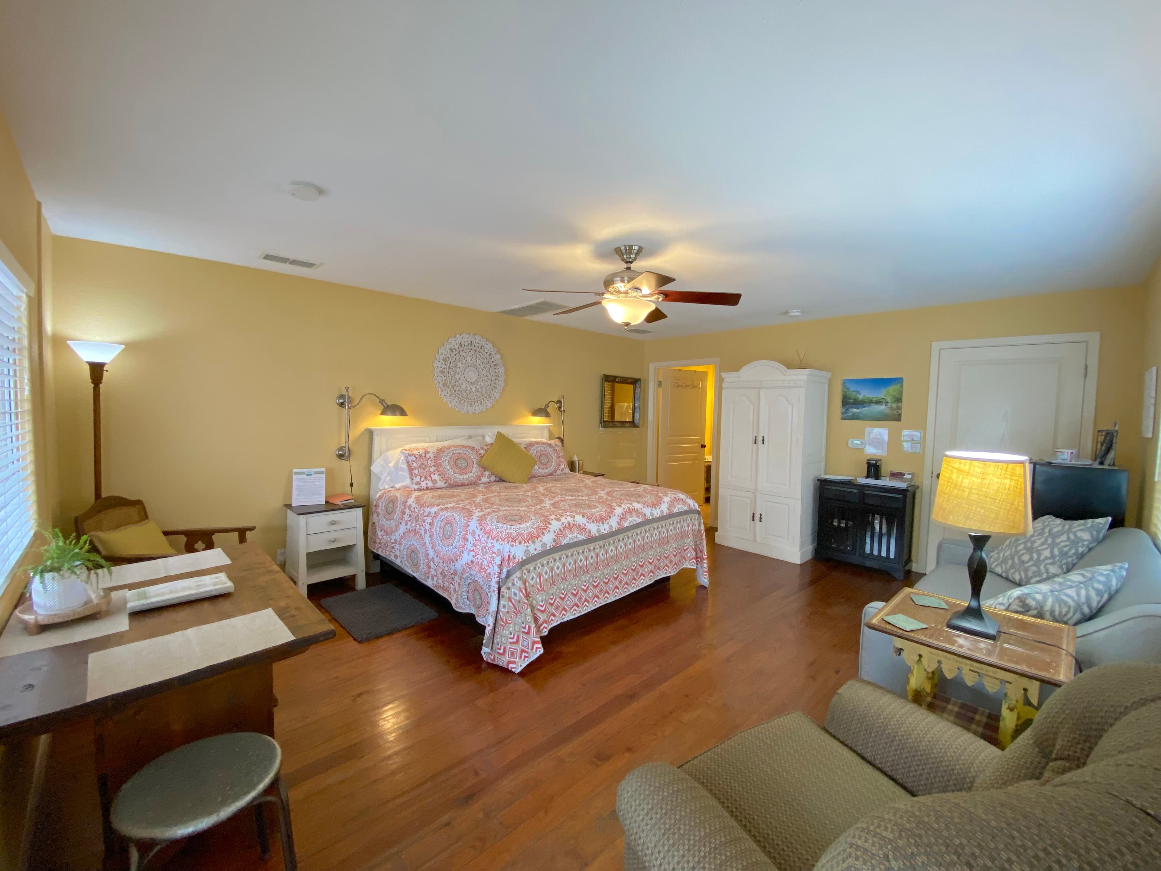 Comal Inn New Braunfels vacation rental hero image 3